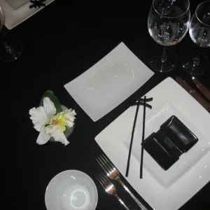 Servet: Damast uni per 4 – Zwart