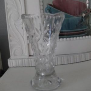 Klein bewerkt vaasje